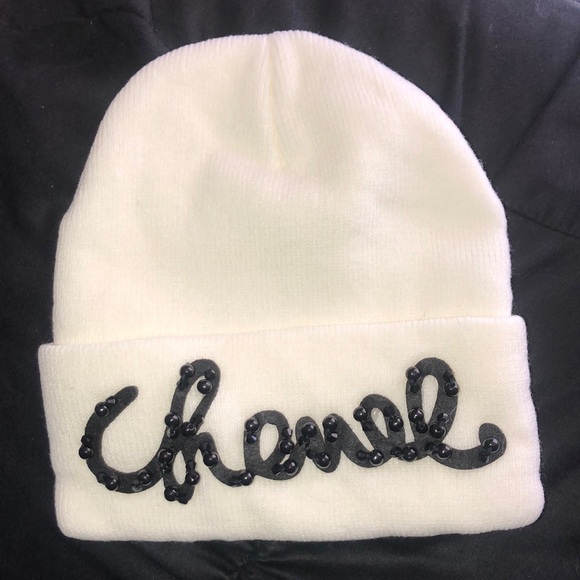 Fashion Somebody Said CHANEL Beanie - Picture 1 of 2